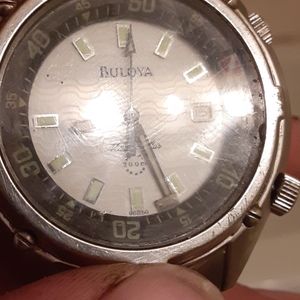 Bulova Watch Needs 10 oclock marker fixed.